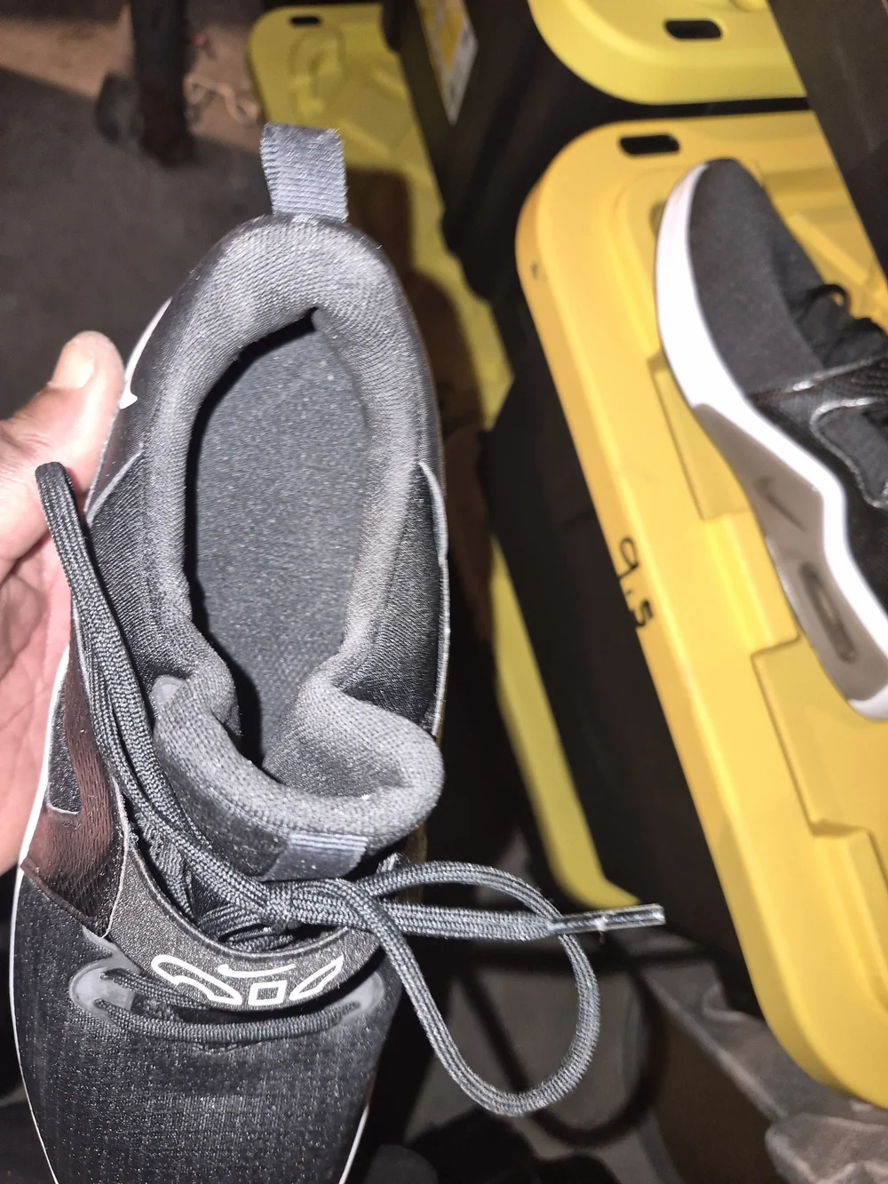 Nike Womes Black and White Slip-On Sneaker with Visible Air